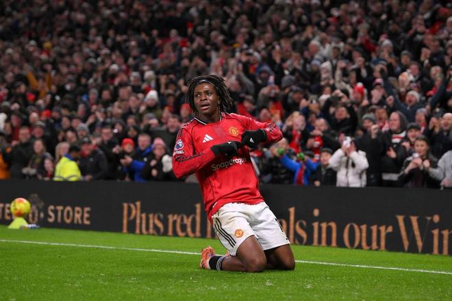 终于没丢球了，曼联近11场比赛首次零封对手