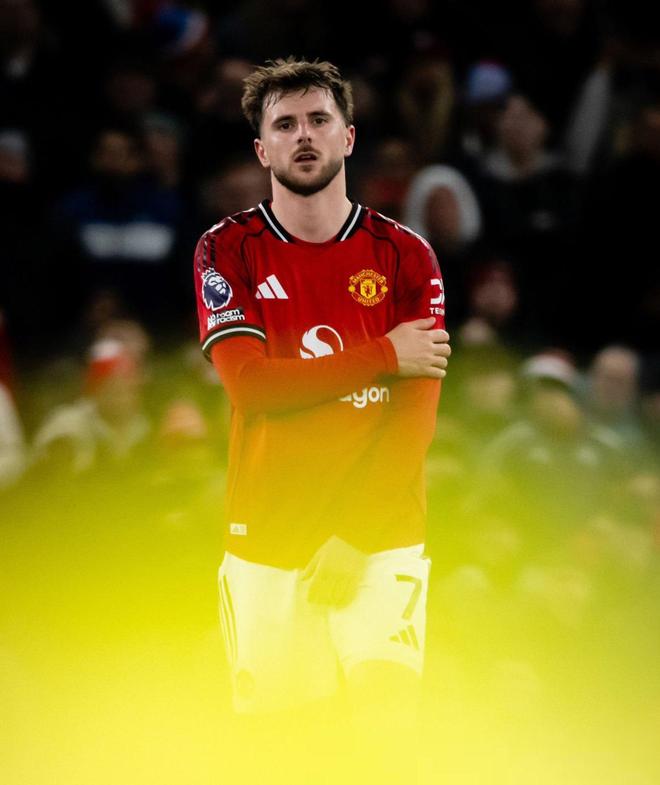 曝芒特伤势无碍参与曼联战狼队！阿莫林解释变阵，意外换人有原因