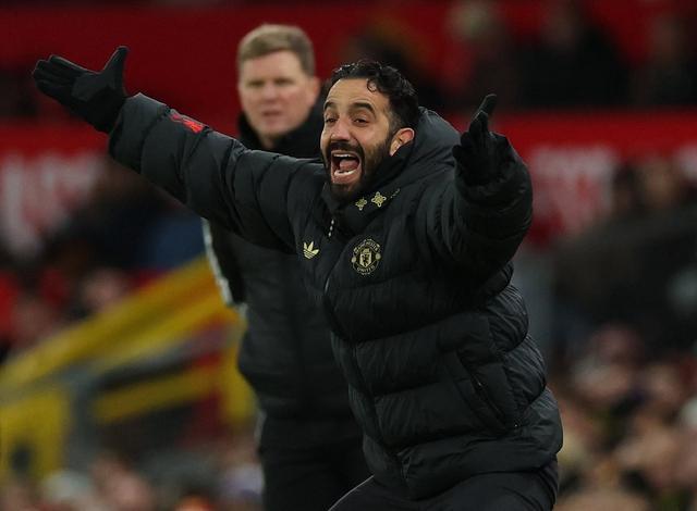 与纽卡一役控球率仅33.4%，为曼联本赛季英超单场最低