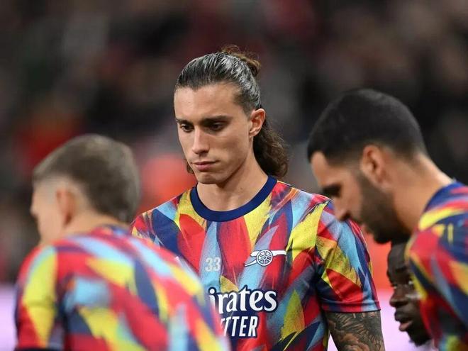 阿森纳遭重创！后防线仅3人完全健康 下轮还得踢维拉