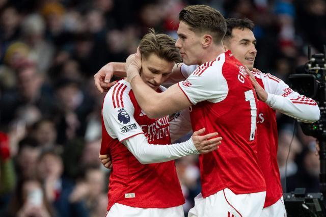 缝缝补补阿森纳又过一关 是英雄是狗熊就看下周？