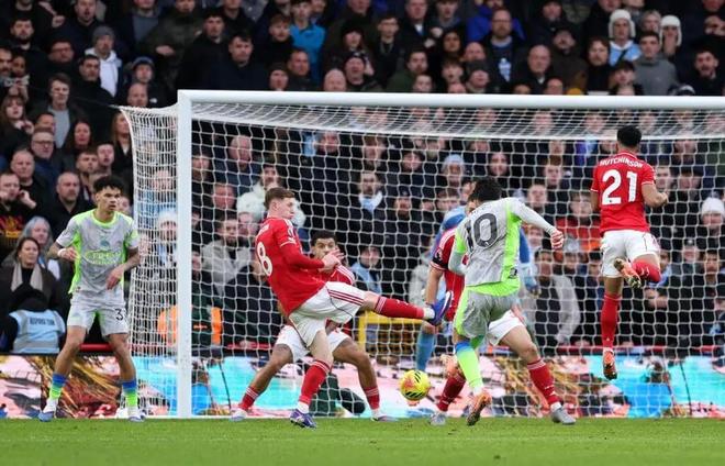 TA：谢尔基增强了中场创造力，曼城依然是英超冠军有力竞争者