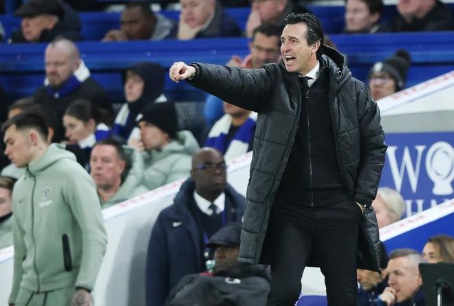 埃梅里神了：疯狂11连胜，大黑马冲击英超冠军，只比阿森纳少3分