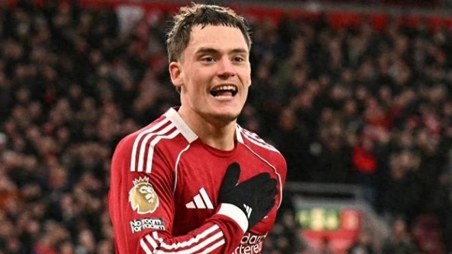 怀念若塔！维尔茨首球助利物浦击败狼队，安菲尔德上演温情