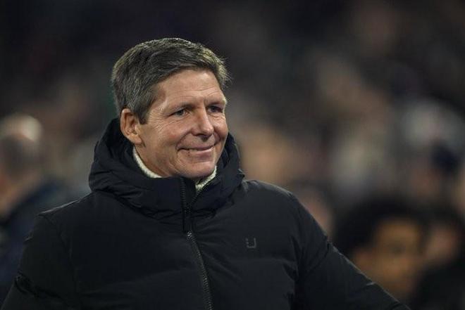 被问及未来，格拉斯纳：我们9天有4场比赛，没时间考虑这些事