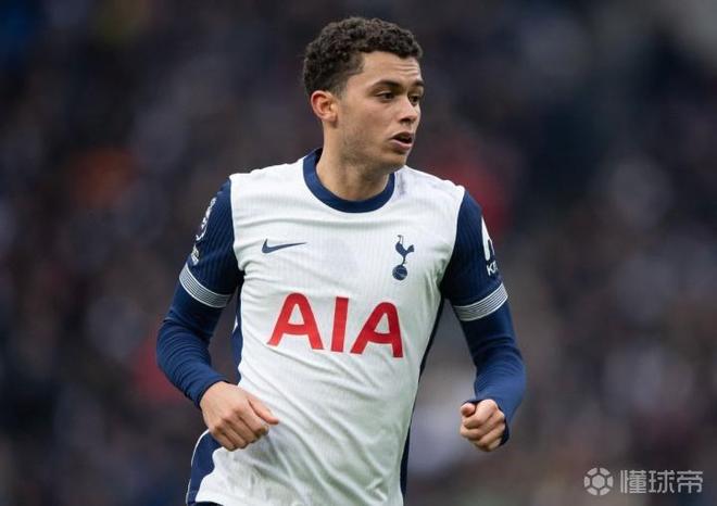 英媒：布伦南尚未决定转会水晶宫，伯恩茅斯希望他接替塞门约