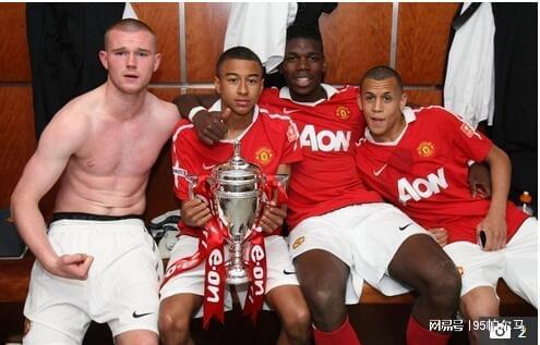 喜欢阿森纳的天才，17岁曼联首秀，19岁离开曼联，计划执教曼联？