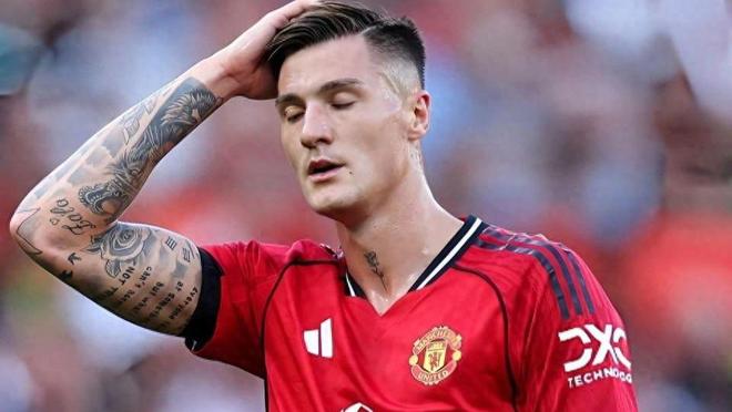 曼联锋线换人换了个寂寞？球迷对7370万镑前锋十分不满