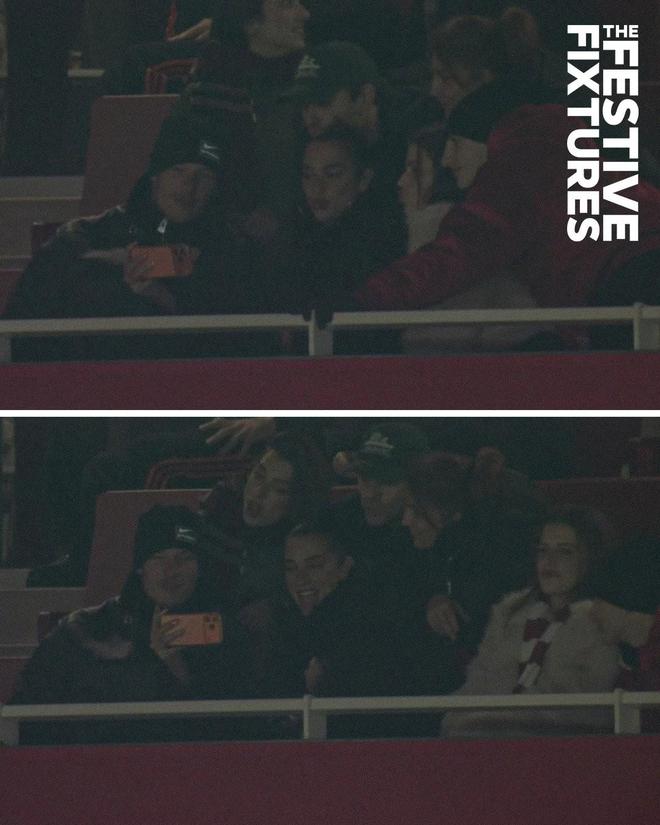 英国女歌手杜阿-利帕观看阿森纳vs维拉，还在看台拍照留念