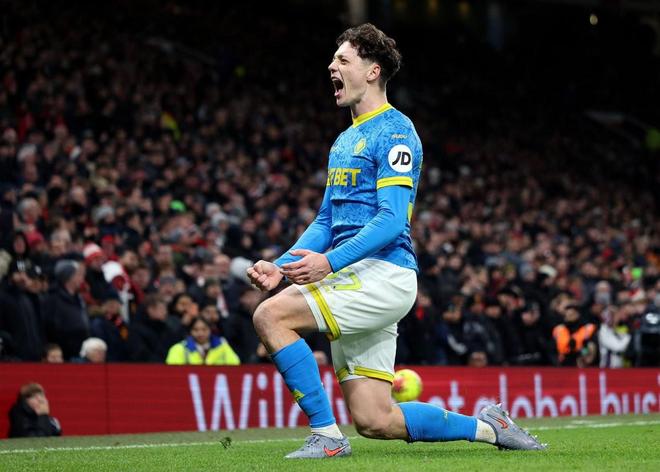 狼队本赛季英超拿到3分，分别战平曼联、热刺、布莱顿