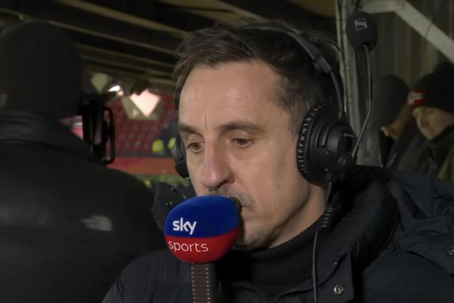 内维尔：阿莫林把事情复杂化了；球迷有时候只是想看得开心