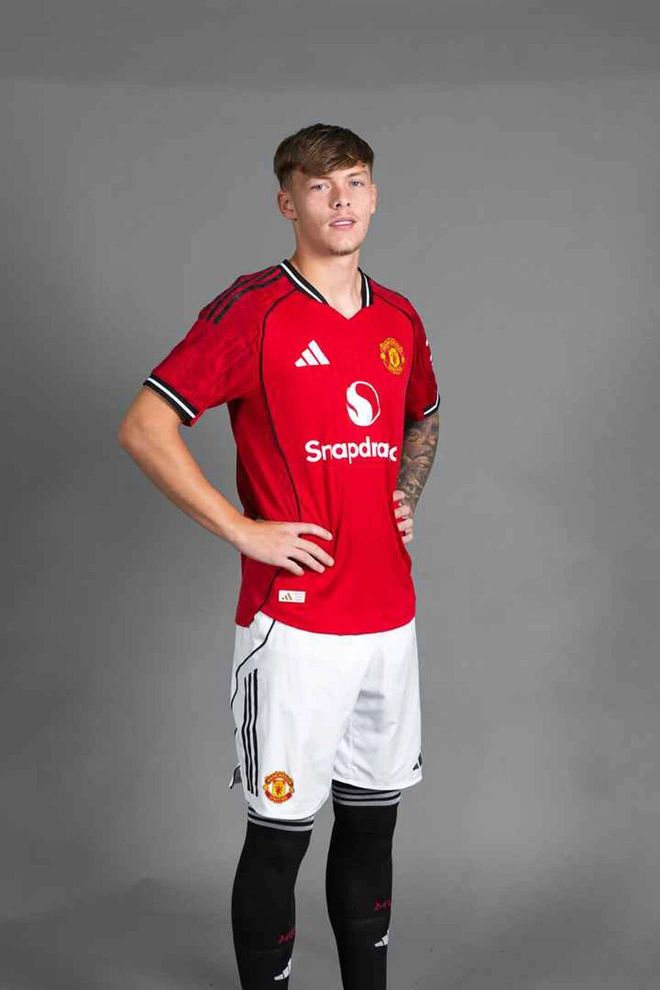 曼联一人冬窗一开就将转会！已接到正式报价，将赴土超大战奥纳纳