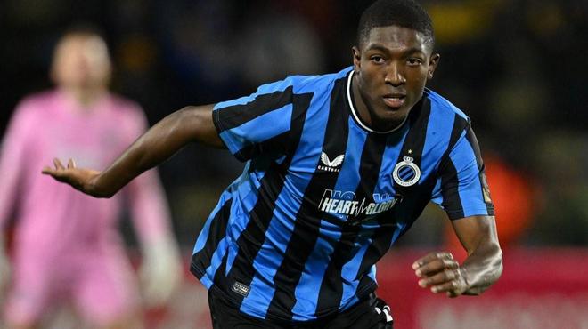 镜报：利物浦即将签下21岁中卫奥多涅斯，转会费可达4300万镑