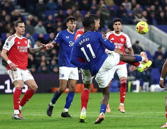 英超判罚评审团：埃弗顿在踢阿森纳的比赛本应获得一粒点球