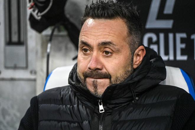 跟队：德泽尔比目前不是切尔西新帅候选