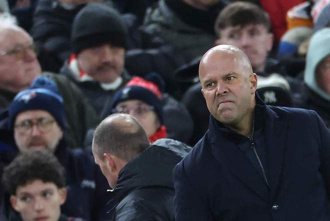 体坛联播｜曼城、利物浦、热刺战平，曾凡博时隔246天回归