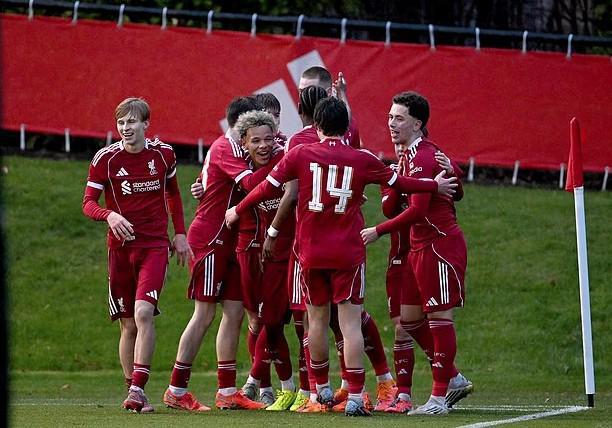 邮报披露英超青训的“战争状态”：报复性引援、提供豪车豪宅