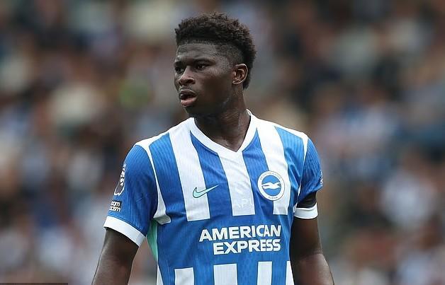 邮报：曼联冬窗不太可能大手笔引援，巴莱巴仍是重点关注对象