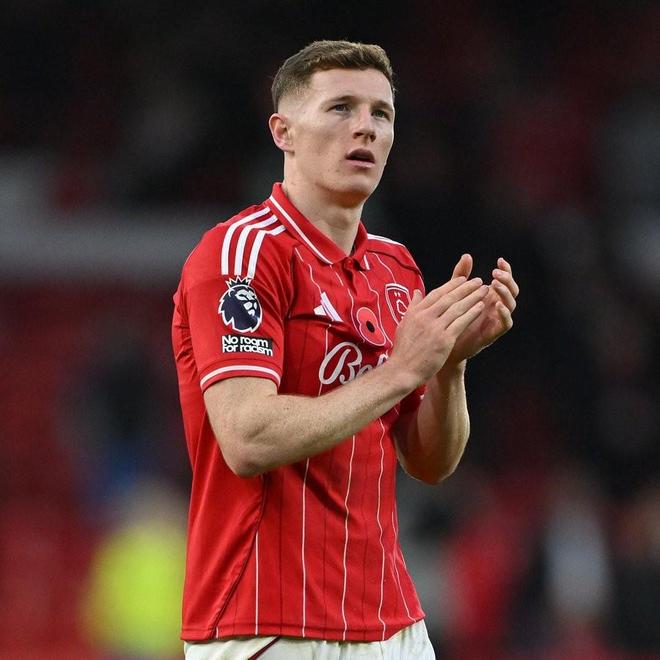 TA记者：两个月前曼联的首要目标就是安德森，现在仍旧如此