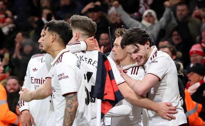 3:2！赖斯梅开二度，阿森纳复仇成功+5连胜，6分优势坐等曼城犯错