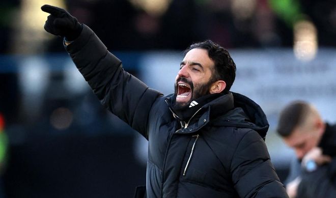 又哑火了！22岁新援灾难级表现：9场0进球，曼联亏大了