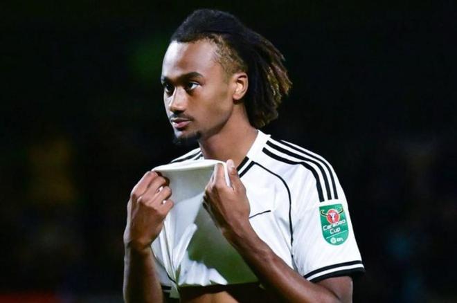 英超仅出场23分钟，德媒：拜仁考虑终止阿萨雷在富勒姆的租借