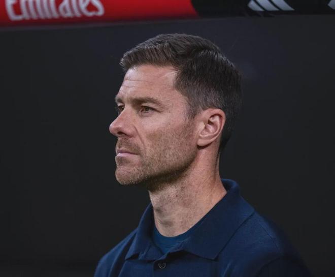 阿隆索：皇马正关注市场！坎塞洛想重返巴萨！切尔西接近任命新帅