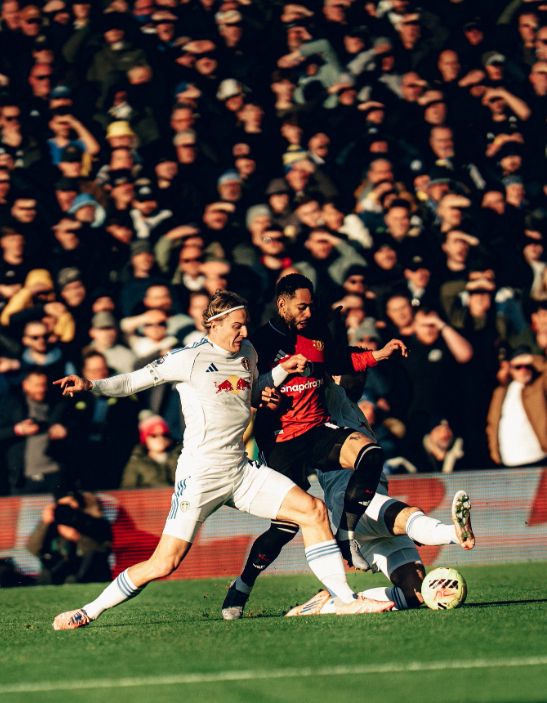 弗格森督战阿莫林神换人，曼联1-1逼平升班马，仍造队史耻辱纪录