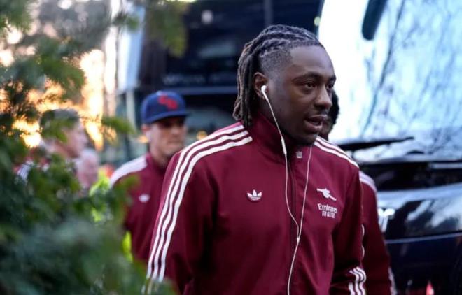 默森：阿森纳替补席太豪华，阵容深度让我想起弗格森的曼联