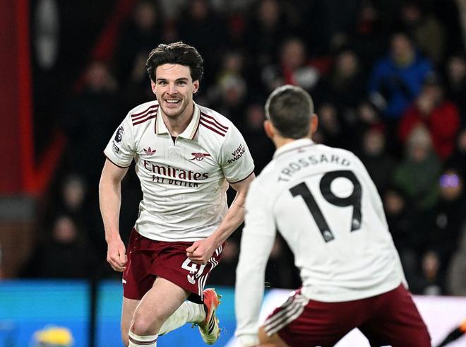 霸气7连胜!阿森纳3-2客场逆转苦主 6分领跑英超 1.2亿欧铁腰双响