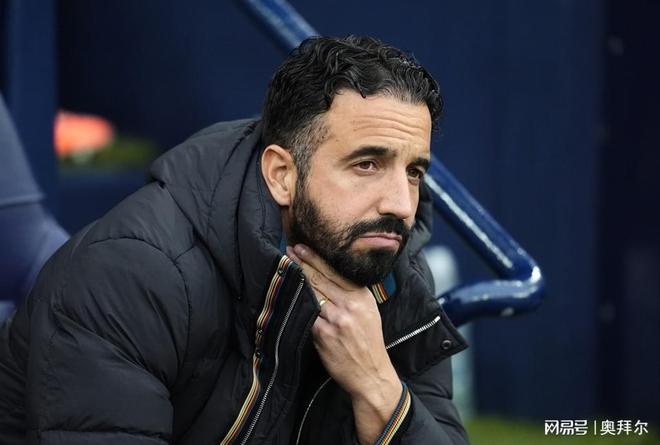 重磅突发！曝曼联已解雇阿莫林，与俱乐部关系破裂，临时主帅出炉