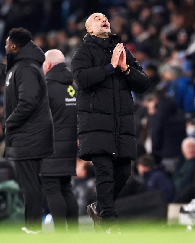 切尔西1-1曼城，曼联1-1，利物浦2-2遭绝平，英超最新积分榜出炉