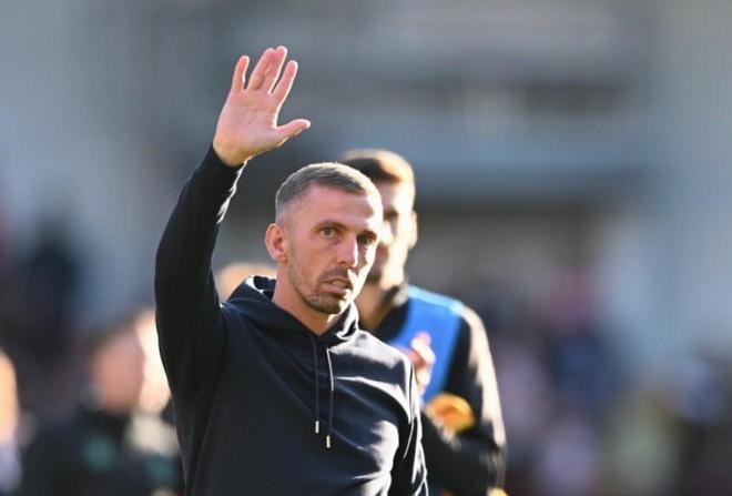 TA：加里-奥尼尔将执教斯特拉斯堡，前者离开狼队后赋闲至今