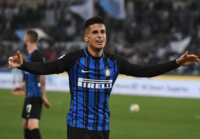 阿莫林因战术分歧下课，巴萨切尔西双喜临门