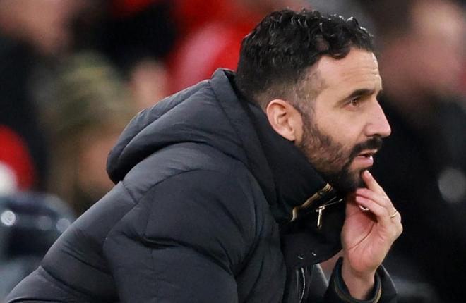 记者：三年是拉爵说给外界听的，只打算给阿莫林38场的机会