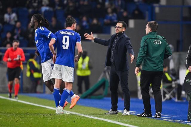 罗塞尼尔带白学堡进欧协联+排第一，结果赛季中段被带到切尔西