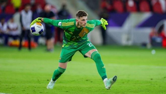 迪马：热那亚也正式报价胜利门将本托，将和西汉姆联竞争