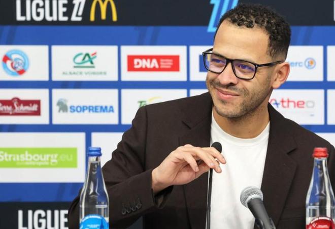 队报：罗塞尼尔接手蓝军的时机有争议，他执教成色还有待商榷