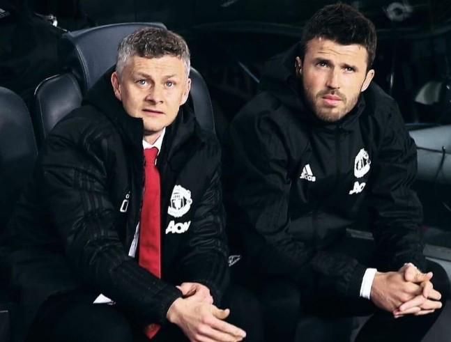 罗马诺：曼联高层今天将与索帅面谈，此外还将与卡里克会面