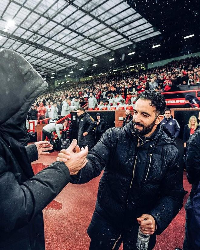 电讯报：弗格森退休后曼联已花近1亿镑用于教练和高管的赔偿