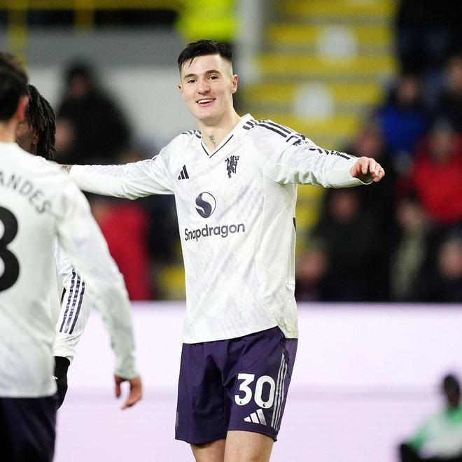 首次英超双响，谢什科五大联赛生涯第三次上演梅开二度