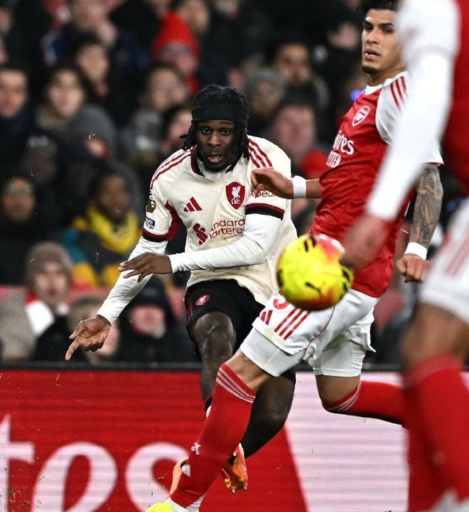 0:0！强强对决变菜鸟互啄 阿森纳利物浦互交白卷 枪手6分领跑英超