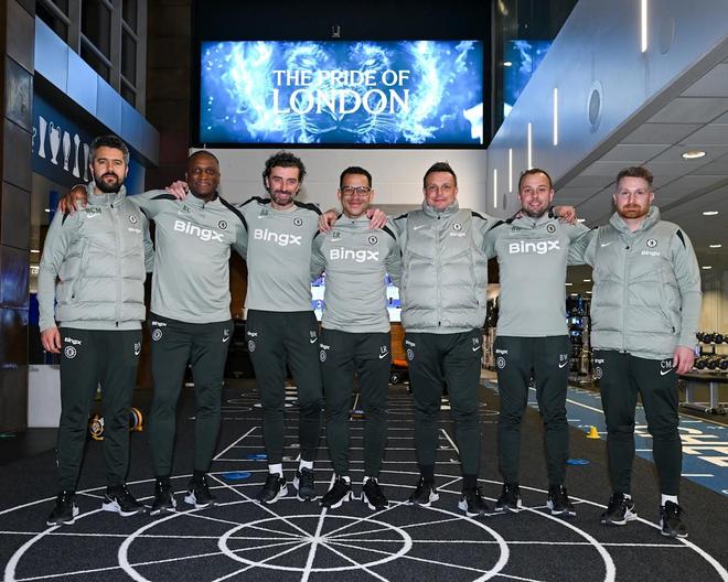 切尔西官方公布罗塞尼尔教练组成员：麦克法兰加入