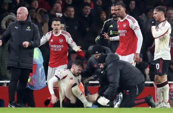 TA：英足总预计不会再对马丁内利追加任何赛后纪律处分