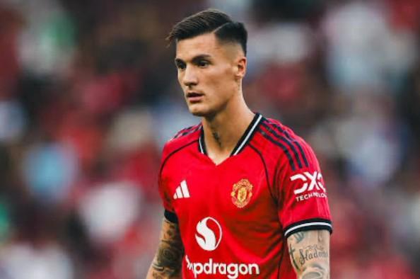 舍伍德：我坚持谢什科不配为曼联踢球，踢伯恩利只是偶然爆发