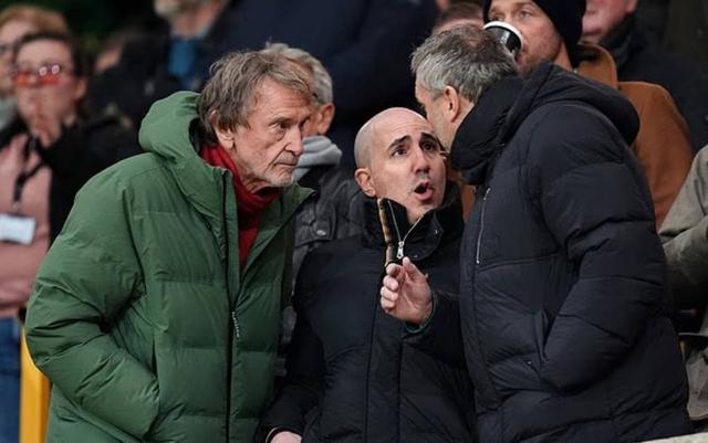 曼联球迷组织将在对富勒姆时抗议：拉特克利夫像个无能的小丑