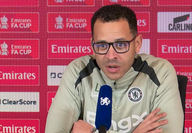 罗塞尼尔：我对我的工作很擅长，我从事每份工作都取得了成功