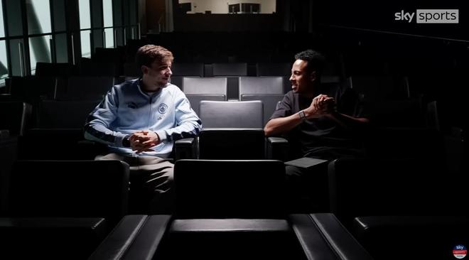 尼科-冈萨雷斯:英超冠军争夺还没结束;会继续向罗德里学习 尼科-冈萨雷斯:英超冠军争夺还没结束;会继续向罗德里学习