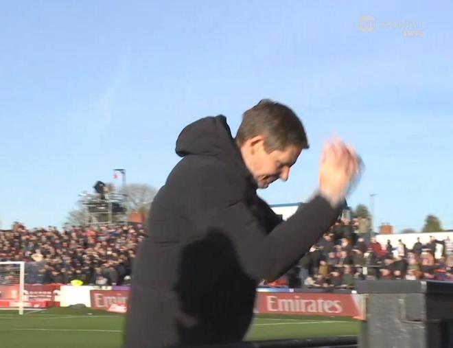 不敌麦克斯菲尔德，水晶宫已在各项赛事中连续9场未能取胜