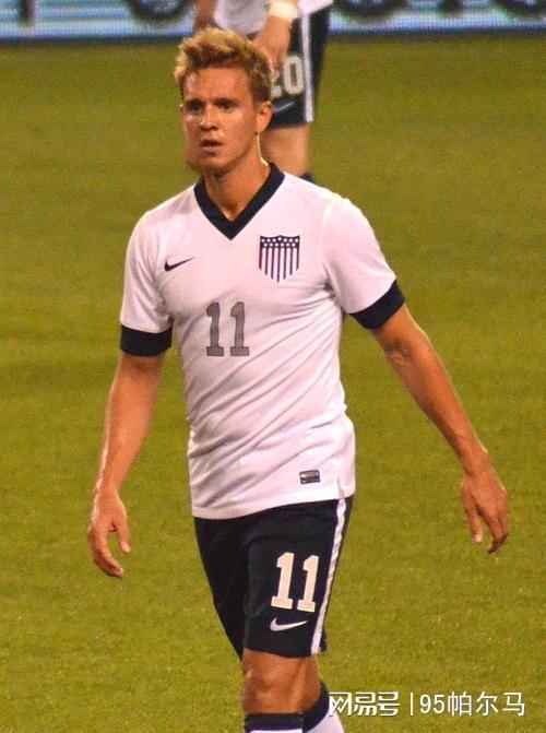 全面发展的玻璃人，最长一次休战22个月，29岁在预备队，31岁退役